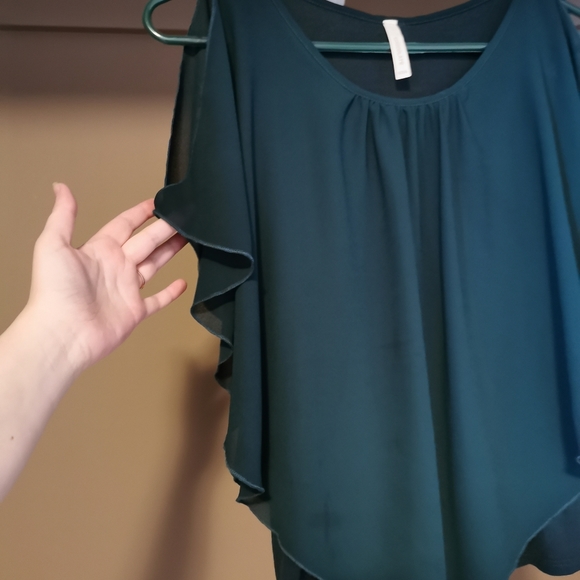 Businesses Casual/Formal Top - Picture 5 of 7